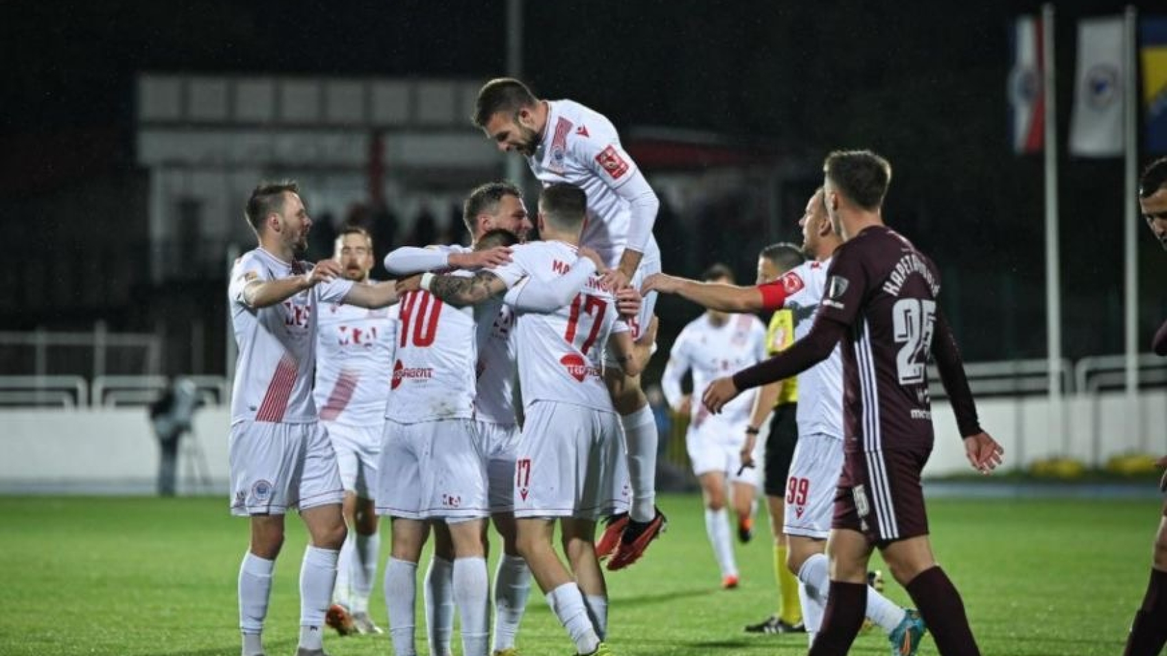 2ed51549-32e9-4598-95a2-a33d6cb113d4