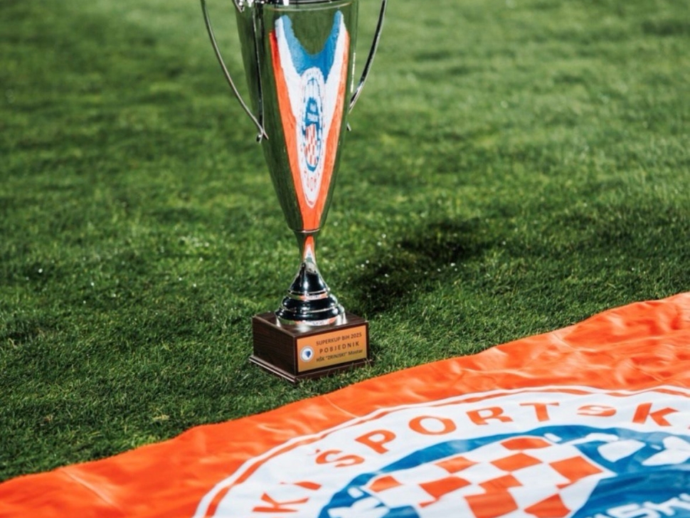 ee2a569b-39e6-481f-8109-6820f43a873b